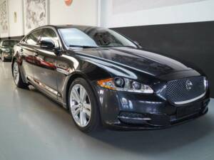 Bild 2/32 von Jaguar XJ 5.0 (2011)