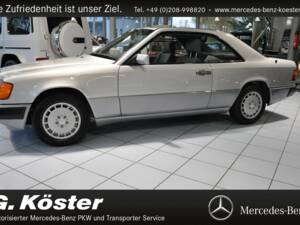 Image 2/15 of Mercedes-Benz 320 CE (1993)