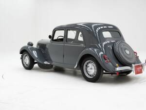 Image 4/15 of Citroën Traction Avant 11 BL (1950)