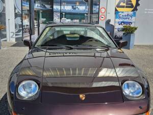 Image 3/28 of Porsche 928 S4 (1987)