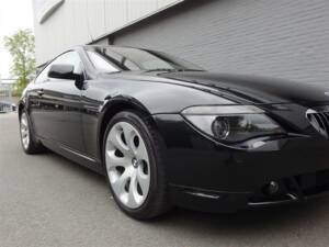 Image 21/97 de BMW 645Ci (2004)