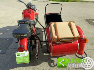Immagine 4/10 di Moto Guzzi DUMMY (1971)