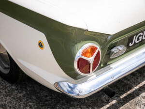 Image 33/44 de Ford Lotus Cortina (1965)