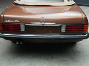 Image 37/50 of Mercedes-Benz 280 SL (1979)