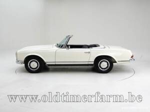 Image 8/15 of Mercedes-Benz 280 SL (1969)