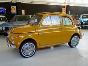 Image 4/36 of FIAT 500 L (1969)