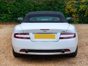 Image 35/50 of Aston Martin DB 9 Volante (2009)