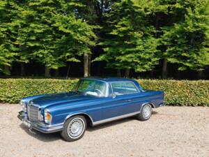 Immagine 1/17 di Mercedes-Benz 280 SE 3,5 (1971)