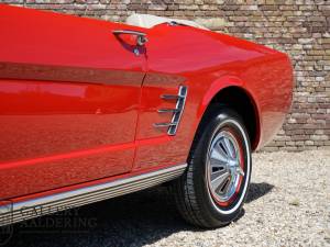 Image 46/50 of Ford Mustang 289 (1966)