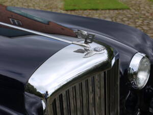 Image 10/47 of Bentley S1 DHC Park Ward (1956)