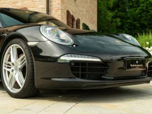 Image 26/50 of Porsche 911 Carrera S (2013)