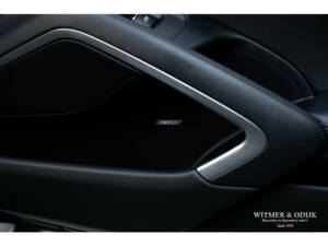 Image 27/38 of Porsche 911 Carrera 4S (2017)