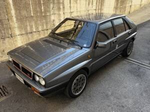 Image 8/35 of Lancia Delta HF Integrale 16V (1990)