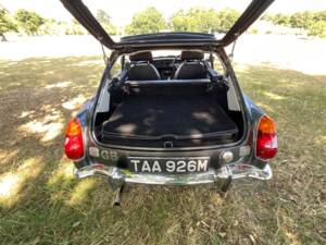 Imagen 28/45 de MG MGB GT (1974)