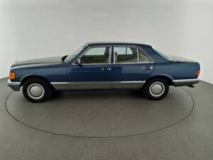 Image 1/5 of Mercedes-Benz 500 SE (1983)