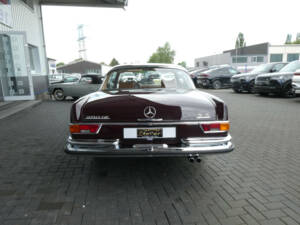 Bild 5/22 von Mercedes-Benz 280 SE 3,5 (1971)