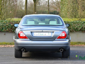 Image 4/50 of Jaguar XJ 8 3.5 (2003)