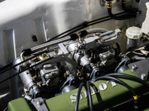 Image 13/50 of Ford Lotus Cortina (1963)