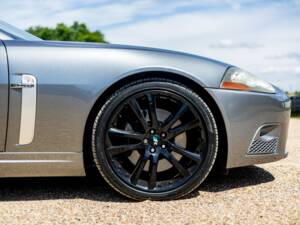 Image 12/50 de Jaguar XKR (2007)