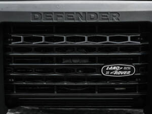 Image 28/39 of Land Rover Defender 110 (2015)