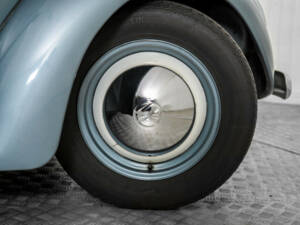 Image 44/50 of Volkswagen Beetle 1200 Convertible (1955)