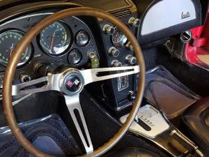 Bild 20/31 von Chevrolet Corvette Sting Ray (1967)