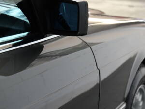 Image 11/31 of Mercedes-Benz 500 SEL (1987)
