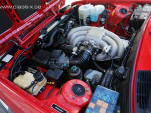 Bild 4/29 von BMW 325i (1990)