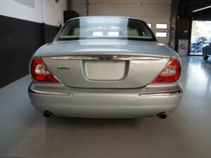 Imagen 5/46 de Jaguar XJ 8 4.2 (2004)