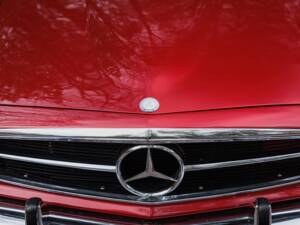 Image 40/50 of Mercedes-Benz 280 SL (1971)