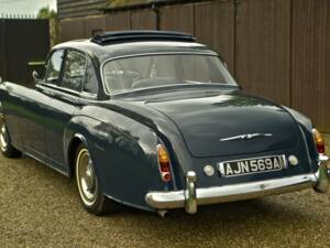 Image 12/50 of Bentley S 3 Continental Flying Spur (1963)