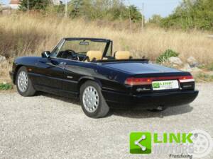 Bild 6/10 von Alfa Romeo 2.0 Spider (1991)