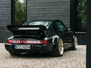 Image 22/95 of Porsche 911 Turbo 3.3 (1991)