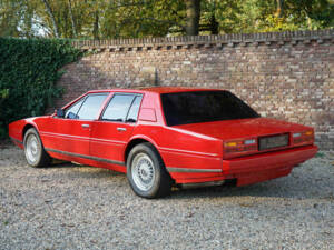 Bild 2/50 von Aston Martin Lagonda (1984)