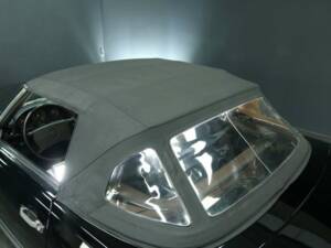 Image 30/30 of Mercedes-Benz 560 SL (1987)
