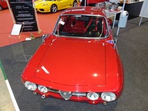 Bild 10/51 von Alfa Romeo 1750 GT Veloce (1971)