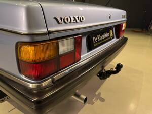 Image 21/63 of Volvo 244 (1981)