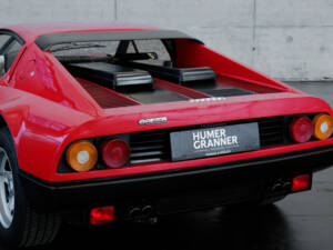 Image 17/23 de Ferrari 512 BBi (1982)