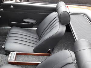 Image 4/5 of Mercedes-Benz 230 SL (1964)