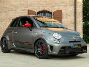 Imagen 2/50 de Abarth 695 Biposto (2016)