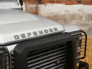 Image 34/50 de Land Rover Defender 110 (2015)