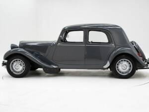 Image 8/15 of Citroën Traction Avant 11 BL (1950)