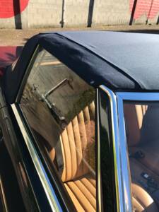 Image 19/53 de Mercedes-Benz 380 SL (1988)