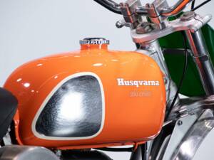 Image 32/50 of Husqvarna DUMMY (1972)