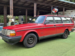 Bild 1/48 von Volvo 245 Super Polar (1992)