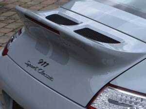 Image 4/50 of Porsche 911 Sport Classic (2010)