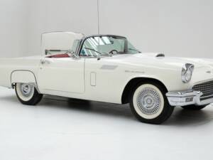 Imagen 3/15 de Ford Thunderbird (1956)