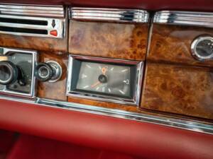 Image 25/37 of Mercedes-Benz 250 SE (1966)