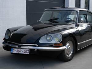 Imagen 5/7 de Citroën DS 20 Pallas (1974)