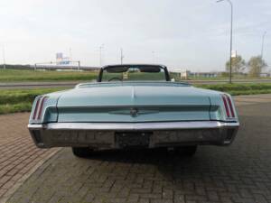 Bild 4/8 von Chrysler 300 (1967)